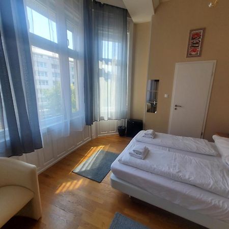 Treestyle Deluxe Rooms Budapesta Exterior foto