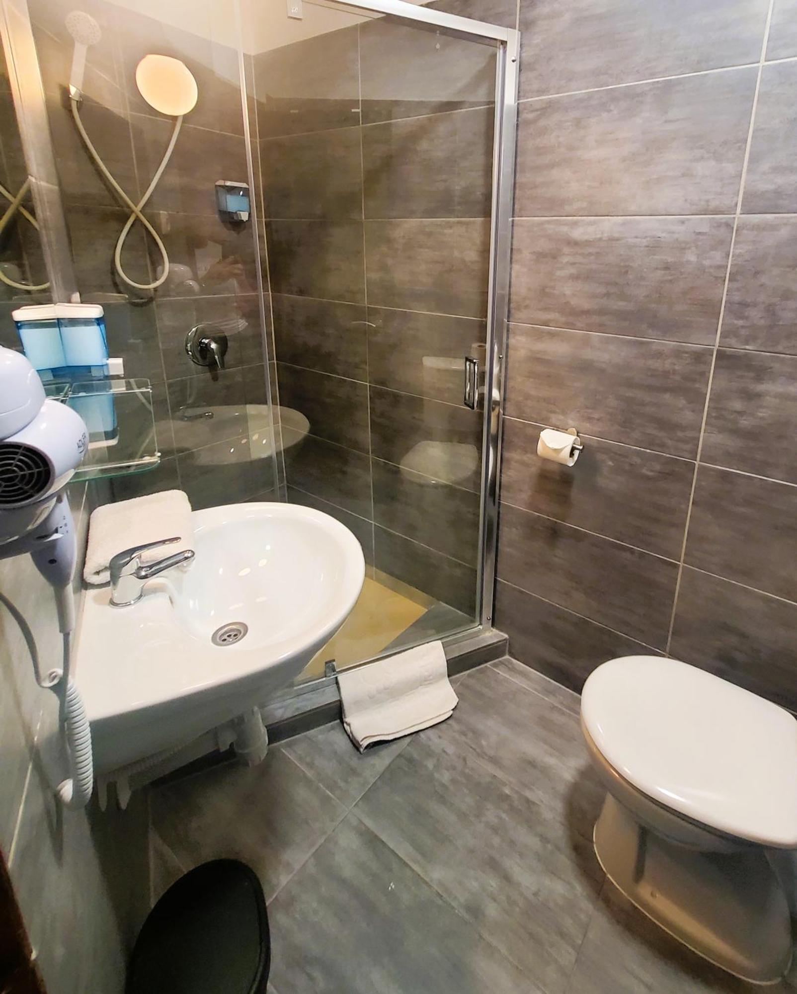 Treestyle Deluxe Rooms Budapesta Exterior foto
